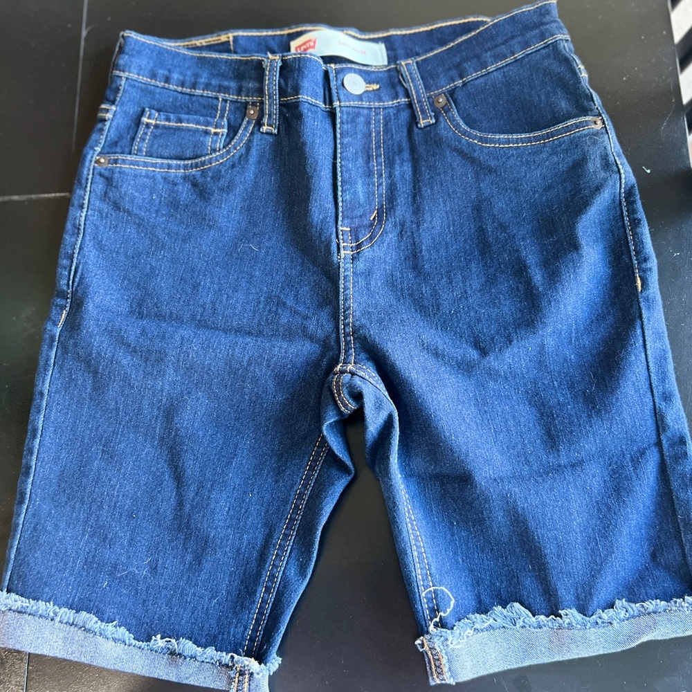 Boy’s Levi shorts- lightly worn - Dark wash